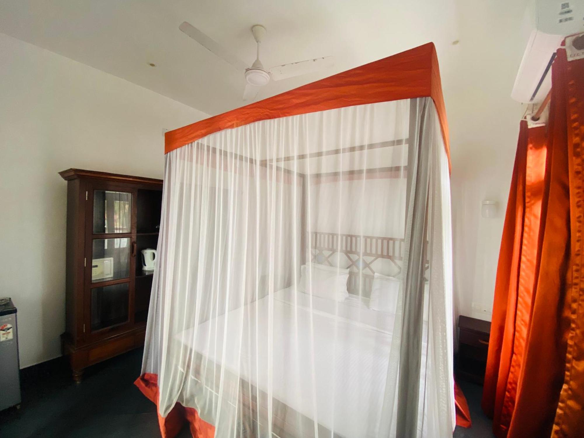 Little Elephant Beach Resort Kovalam Exterior photo